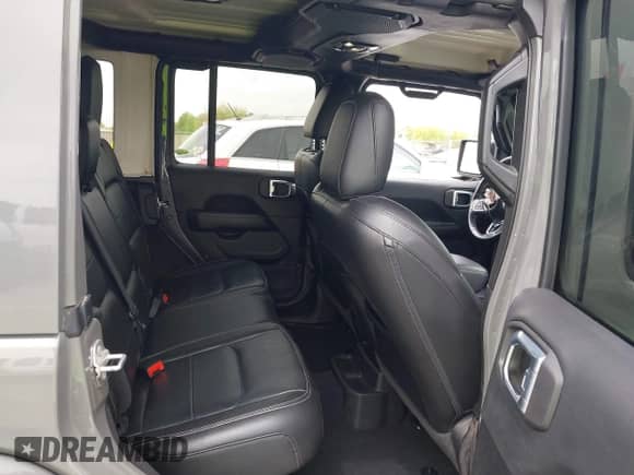 2022 Jeep Wrangler Unlimited Sahara with VIN 1C4HJXEG8NW105243, listed as a IAAI auction lot 42031040 with 38,418 mi miles and . Bid and sale history available at DreamBid. Image 8.