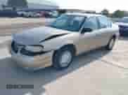 2004 Chevrolet Malibu Classic z VIN 1G1ND52F04M637230, wystawiony jako IAAI lot #40837935 z przebiegiem 56 072 mil mil oraz . Historia ofert i sprzedaży dostępna na DreamBid. Obrazek 2.