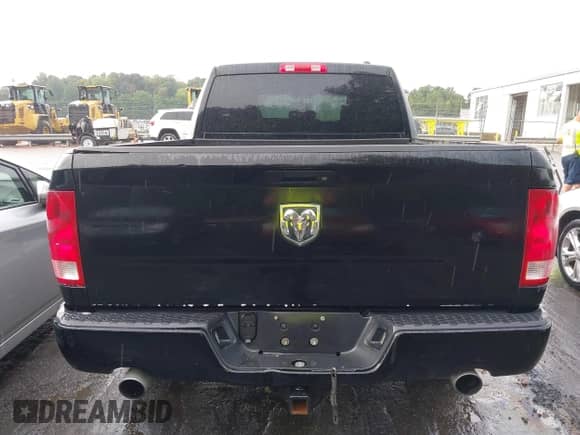 2012 Ram 1500 Tradesman with VIN 1C6RD6FT0CS156460, listed as a IAAI auction lot 43241230 with 186,040 mi miles and . Bid and sale history available at DreamBid. Image 16.