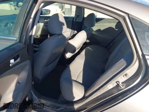 2011 Hyundai Sonata GLS с VIN 5NPEB4AC8BH274746, выставлен на аукционе IAAI как лот 43495957 с пробегом 116 166 миль миль и . История ставок и продаж доступна на DreamBid. Изображение 8.