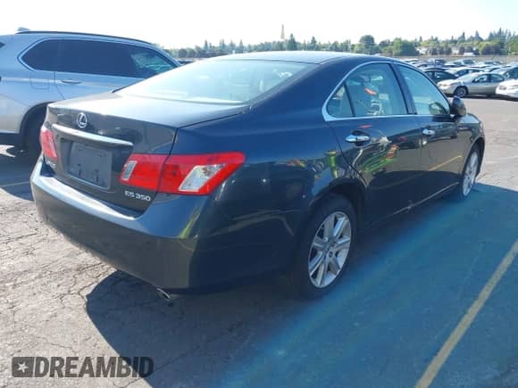 2007 Lexus ES 330 z VIN JTHBJ46G172035984, wystawiony jako IAAI lot #42811428 z przebiegiem 175 267 mil mil oraz . Historia ofert i sprzedaży dostępna na DreamBid. Obrazek 4.