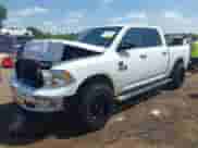 2017 Ram 1500 Big Horn z VIN 1C6RR7LG8HS641483, wystawiony jako IAAI lot #42557942 z przebiegiem 128 219 mil mil oraz . Historia ofert i sprzedaży dostępna na DreamBid. Obrazek 2.