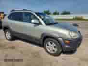 2008 Hyundai Tucson SE с VIN KM8JN72D98U769109, выставлен на аукционе Copart как лот 80903575 с пробегом 151 053 миль миль и На запчасти • Non repairable. История ставок и продаж доступна на DreamBid. Изображение 4.