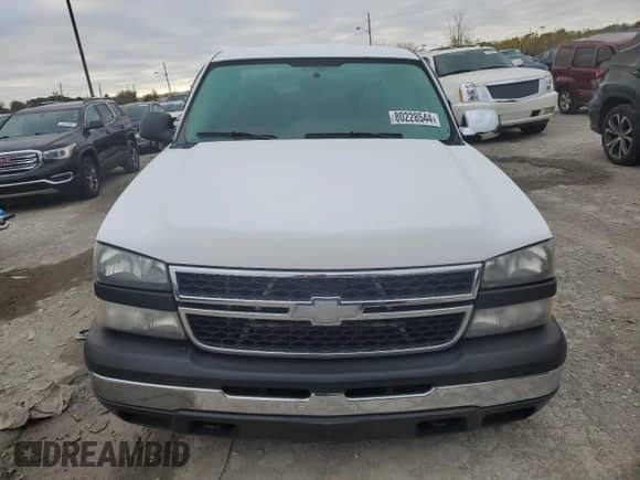 2007 Chevrolet Silverado 1500 Work Truck with VIN 1GCEC19ZX7Z177990, listed as a Copart auction lot 80228544 with 184,042 mi miles and Salvage title. Bid and sale history available at DreamBid. Image 5.