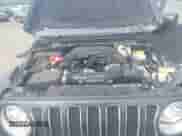 2021 Jeep Wrangler Unlimited Sahara Altitude z VIN 1C4HJXEG6MW758927, wystawiony jako IAAI lot #42436882 z przebiegiem 28 242 mil mil oraz . Historia ofert i sprzedaży dostępna na DreamBid. Obrazek 10.