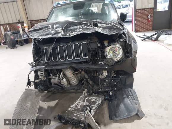 2018 Jeep Renegade Latitude with VIN ZACCJBBB7JPG72072, listed as a IAAI auction lot 42643680 with 132,530 mi miles and . Bid and sale history available at DreamBid. Image 6.