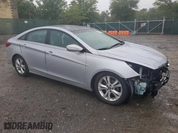 2012 Hyundai Sonata Limited с VIN 5NPEC4AC8CH367247, выставлен на аукционе Copart как лот 81444895 с пробегом 103 978 миль миль и Списание • Salvage title. История ставок и продаж доступна на DreamBid. Изображение 4.