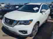 2020 Nissan Pathfinder SL z VIN 5N1DR2CN2LC607994, wystawiony jako IAAI lot #42828226 z przebiegiem 113 332 mil mil oraz . Historia ofert i sprzedaży dostępna na DreamBid. Obrazek 2.