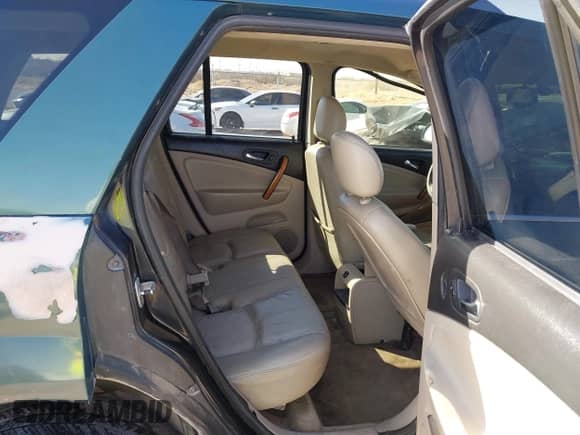 2006 Saturn VUE with VIN 5GZCZ63416S860473, listed as a IAAI auction lot 41668191 with Not provided miles and . Bid and sale history available at DreamBid. Image 8.