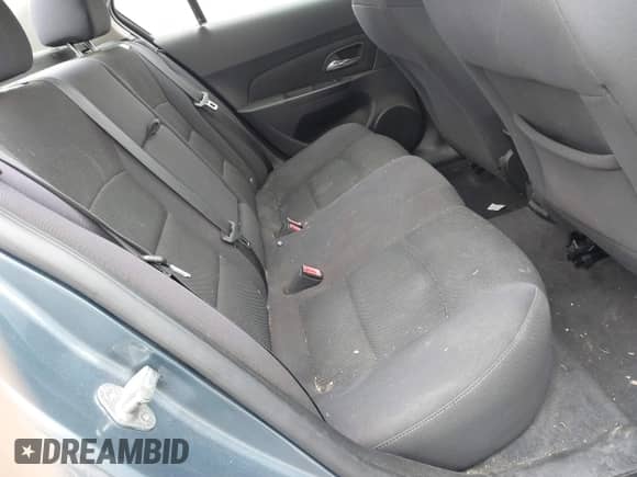 2012 Chevrolet Cruze 1LT z VIN 1G1PF5SC6C7289309, wystawiony jako IAAI lot #42915355 z przebiegiem 204 344 mil mil oraz . Historia ofert i sprzedaży dostępna na DreamBid. Obrazek 8.