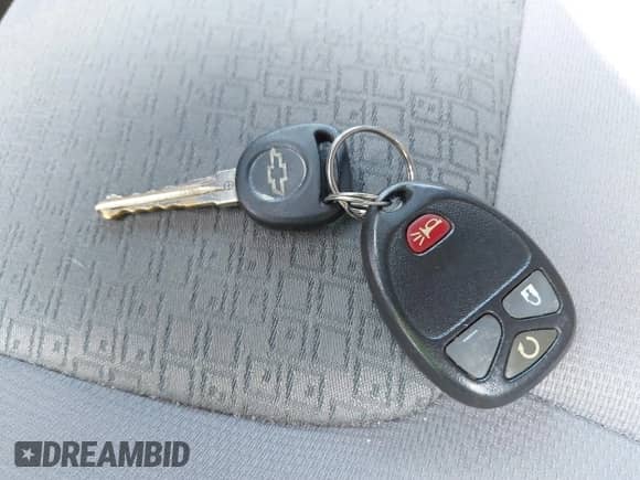 2008 Chevrolet Equinox LT с VIN 2CNDL43F386290474, выставлен на аукционе IAAI как лот 42879702 с пробегом 153 952 миль миль и . История ставок и продаж доступна на DreamBid. Изображение 11.