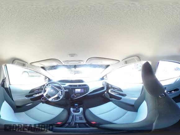 2012 Toyota Prius One с VIN JTDKDTB33C1023048, выставлен на аукционе Copart как лот 70272545 с пробегом 237 521 миль миль и Списание • Salvage title. История ставок и продаж доступна на DreamBid. Изображение 14.