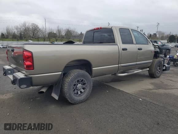 2007 Dodge 3500 SLT with VIN 3D7MX38A47G837079, listed as a Copart auction lot 44993305 with 105,107 mi miles and Salvage title. Bid and sale history available at DreamBid. Image 3.