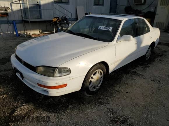 1993 Toyota Camry с VIN JT2VK13E1P0155415, выставлен на аукционе Copart как лот 87536905 с пробегом 59 612 миль миль и Чистый • Clean title. История ставок и продаж доступна на DreamBid. Изображение 1.