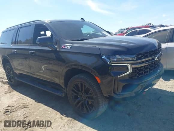 2022 Chevrolet Suburban Z71 with VIN 1GNSKDKD5NR110949, listed as a IAAI auction lot 41556533 with 68,141 mi miles and . Bid and sale history available at DreamBid. Image 1.