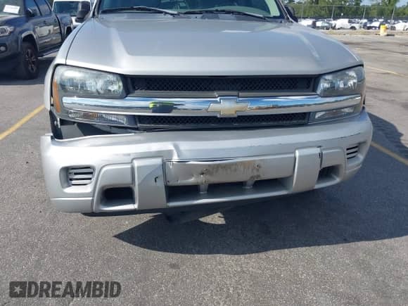 2007 Chevrolet TrailBlazer LS с VIN 1GNDS13S572212445, выставлен на аукционе IAAI как лот 43149091 с пробегом 192 006 миль миль и . История ставок и продаж доступна на DreamBid. Изображение 6.