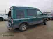 1998 Chevrolet Astro с VIN 1GBEL19W2WB183686, выставлен на аукционе Copart как лот 84273164 с пробегом Не указан миль и Списание • Salvage title. История ставок и продаж доступна на DreamBid. Изображение 3.