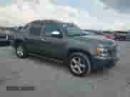 2011 Chevrolet Avalanche LT with VIN 3GNMCFE05BG102176, listed as a Copart auction lot 63398594 with 150,513 mi miles and Salvage title. Bid and sale history available at DreamBid. Image 4.