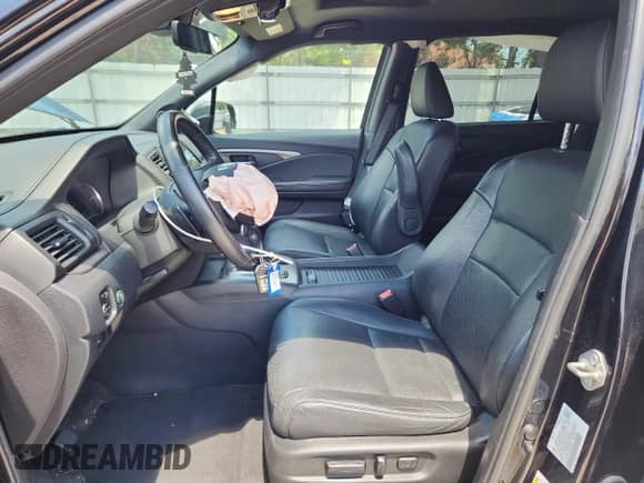 2020 Honda Passport EX-L с VIN 5FNYF8H51LB014320, выставлен на аукционе Copart как лот 67053305 с пробегом 73 481 миль миль и Списание • Salvage title. История ставок и продаж доступна на DreamBid. Изображение 7.