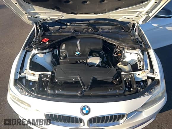 2013 BMW 3 Series 328i z VIN WBA3C1G51DNR47002, wystawiony jako Copart lot #89446825 z przebiegiem 138 718 mil mil oraz Czysty tytuł • Clean title. Historia ofert i sprzedaży dostępna na DreamBid. Obrazek 7.