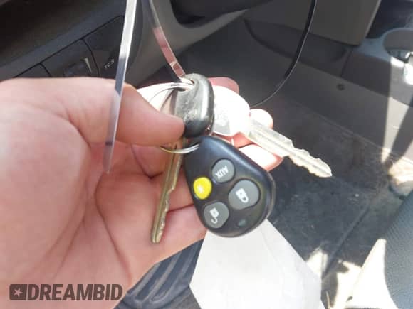 2005 Hyundai Santa Fe GLS с VIN KM8SC13E25U983594, выставлен на аукционе IAAI как лот 42251402 с пробегом 345 087 миль миль и . История ставок и продаж доступна на DreamBid. Изображение 11.