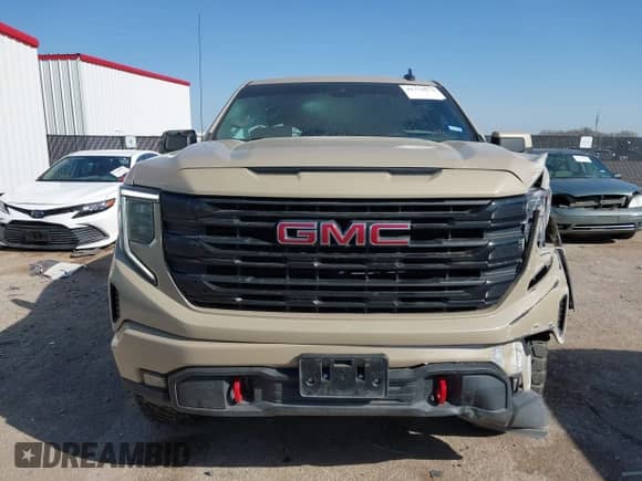 2022 GMC Sierra 1500 Elevation with VIN 3GTPHCED7NG634395, listed as a IAAI auction lot 41779973 with 94,404 mi miles and . Bid and sale history available at DreamBid. Image 12.