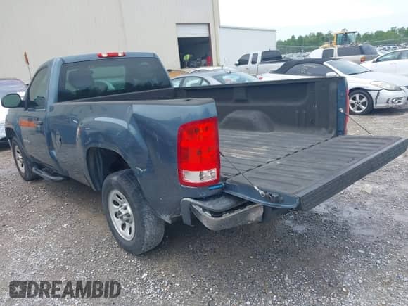 2012 GMC Sierra 1500 Work Truck z VIN 1GTN1TEX2CZ222596, wystawiony jako IAAI lot #42155318 z przebiegiem 143 439 mil mil oraz . Historia ofert i sprzedaży dostępna na DreamBid. Obrazek 3.