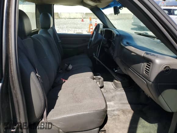 2003 Chevrolet Silverado 1500 with VIN 1GCEC14X23Z291787, listed as a Copart auction lot 65835295 with 176,821 mi miles and Clean title. Bid and sale history available at DreamBid. Image 10.