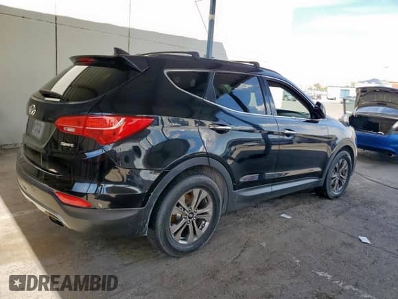 2015 Hyundai Santa Fe with VIN 5XYZU3LB4FG248989, listed as a Copart auction lot 81111755 with 188,884 mi miles and Salvage title. Bid and sale history available at DreamBid. Image 3.