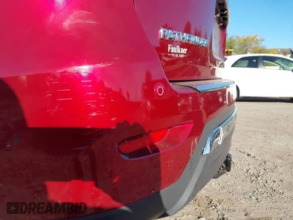 2014 Nissan Pathfinder SL with VIN 5N1AR2MM2EC685137, listed as a IAAI auction lot 43500194 with 161,144 mi miles and . Bid and sale history available at DreamBid. Image 14.