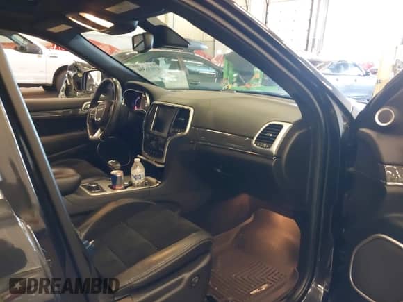 2014 Jeep Grand Cherokee SRT-8 с VIN 1C4RJFDJ9EC238350, выставлен на аукционе IAAI как лот 41036564 с пробегом 101 020 миль миль и . История ставок и продаж доступна на DreamBid. Изображение 5.