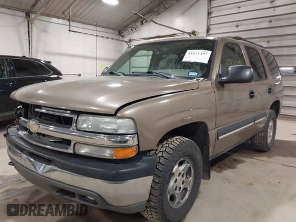2004 Chevrolet Tahoe LS с VIN 1GNEK13Z34J166486, выставлен на аукционе IAAI как лот 41821497 с пробегом 164 388 миль миль и . История ставок и продаж доступна на DreamBid. Изображение 2.