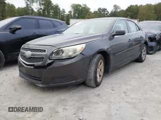 2013 Chevrolet Malibu LS с VIN 1G11B5SA2DF274832, выставлен на аукционе IAAI как лот 43378627 с пробегом 114 694 миль миль и . История ставок и продаж доступна на DreamBid. Изображение 2.