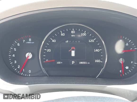 2016 Kia Sorento SXL with VIN 5XYPK4A55GG113053, listed as a IAAI auction lot 42852512 with 186,501 mi miles and . Bid and sale history available at DreamBid. Image 7.