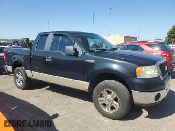 2007 Ford F-150 XLT z VIN 1FTPX14VX7FA97754, wystawiony jako Copart lot #84368365 z przebiegiem 144 111 mil mil oraz Szkoda całkowita • Salvage title. Historia ofert i sprzedaży dostępna na DreamBid. Obrazek 4.