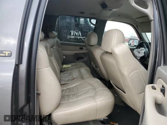 2002 Chevrolet Suburban LT z VIN 1GNFK16Z02J170413, wystawiony jako Copart lot #74110634 z przebiegiem 233 880 mil mil oraz Szkoda całkowita • Salvage title. Historia ofert i sprzedaży dostępna na DreamBid. Obrazek 11.