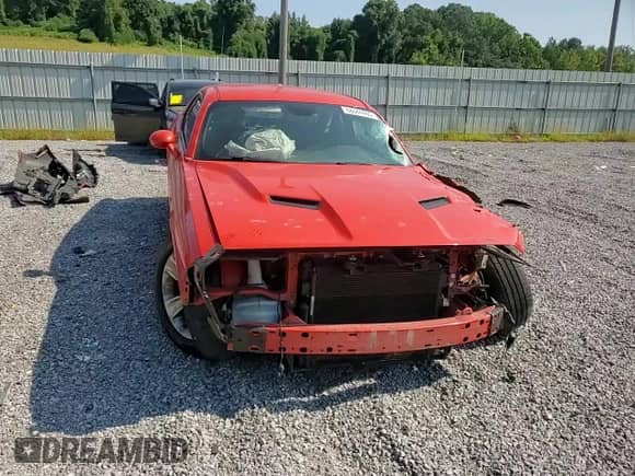 2018 Dodge Challenger SXT with VIN 2C3CDZAG7JH317647, listed as a Copart auction lot 68084405 with 176,805 mi miles and Salvage title. Bid and sale history available at DreamBid. Image 14.