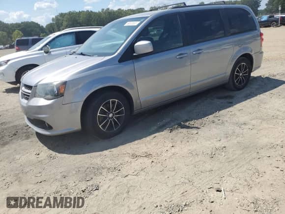 2019 Dodge Grand Caravan GT with VIN 2C4RDGEG8KR510499, listed as a Copart auction lot 68530555 with 75,920 mi miles and Salvage title. Bid and sale history available at DreamBid. Image 1.