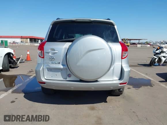 2006 Toyota RAV4 Sport with VIN JTMZD32V465002237, listed as a IAAI auction lot 43339661 with Not provided miles and . Bid and sale history available at DreamBid. Image 15.