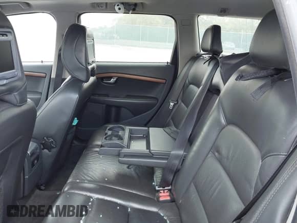 2011 Volvo XC70 3.2L с VIN YV4940BZXB1095233, выставлен на аукционе IAAI как лот 42967541 с пробегом 180 152 миль миль и . История ставок и продаж доступна на DreamBid. Изображение 8.