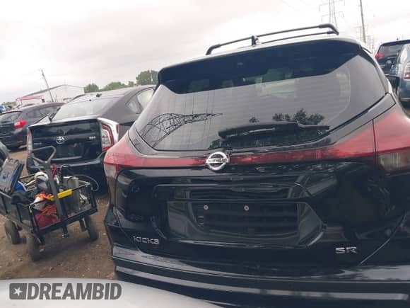 2021 Nissan Kicks SR z VIN 3N1CP5DV8ML562736, wystawiony jako IAAI lot #42669259 z przebiegiem 63 819 mil mil oraz . Historia ofert i sprzedaży dostępna na DreamBid. Obrazek 17.