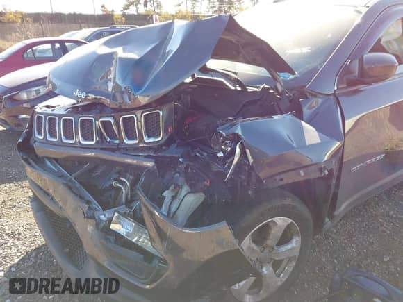 2021 Jeep Compass Latitude with VIN 3C4NJDBB8MT537958, listed as a IAAI auction lot 40705924 with 73,319 mi miles and . Bid and sale history available at DreamBid. Image 19.