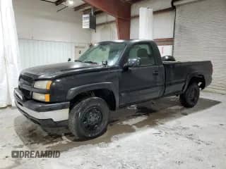 2004 Chevrolet Silverado 1500 LS z VIN 1GCEK14T84E196840, wystawiony jako Copart lot #75642134 z przebiegiem 194 915 mil mil oraz Czysty tytuł • Clean title. Historia ofert i sprzedaży dostępna na DreamBid. Obrazek 1.