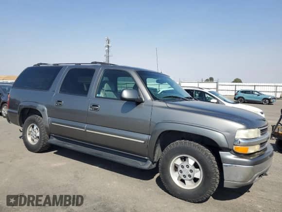 2002 Chevrolet Suburban LT with VIN 3GNFK16T62G241269, listed as a Copart auction lot 71693425 with 272,807 mi miles and Salvage title. Bid and sale history available at DreamBid. Image 4.