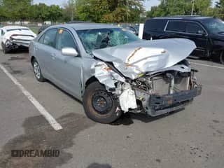 2010 Toyota Camry z VIN 4T1BF3EK4AU072943, wystawiony jako IAAI lot #43320849 z przebiegiem 165 552 mil mil oraz . Historia ofert i sprzedaży dostępna na DreamBid. Obrazek 1.