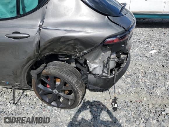 2024 Dodge Hornet GT with VIN ZACNDFAN0R3A22747, listed as a Copart auction lot 60553795 with 14,050 mi miles and Salvage title. Bid and sale history available at DreamBid. Image 9.