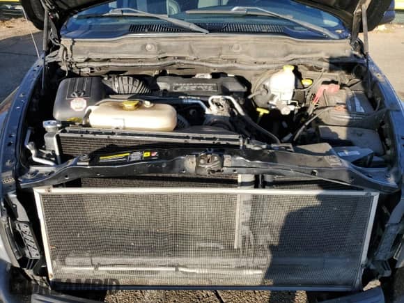 2004 Dodge 2500 SLT z VIN 3D7KU28D44G224671, wystawiony jako Copart lot #82541385 z przebiegiem 155 351 mil mil oraz Szkoda całkowita • Salvage title. Historia ofert i sprzedaży dostępna na DreamBid. Obrazek 11.