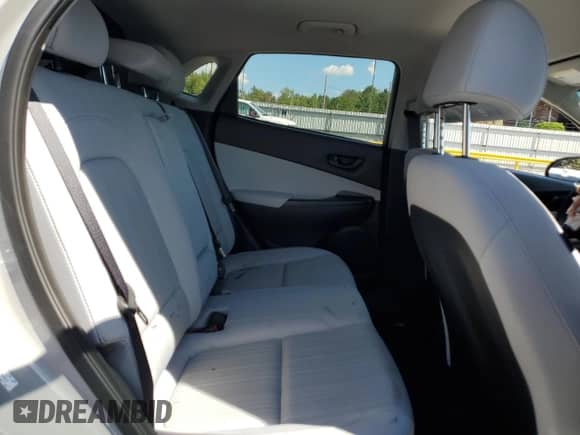 2023 Hyundai Kona SEL с VIN KM8K6CAB8PU043251, выставлен на аукционе Copart как лот 71297355 с пробегом 39 899 миль миль и Списание • Salvage title. История ставок и продаж доступна на DreamBid. Изображение 10.
