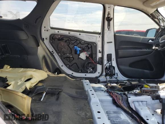 2021 Dodge Durango Pursuit z VIN 1C4RDJFG4MC643414, wystawiony jako Copart lot #66800195 z przebiegiem Nie podano mil oraz Szkoda całkowita • Salvage title. Historia ofert i sprzedaży dostępna na DreamBid. Obrazek 11.