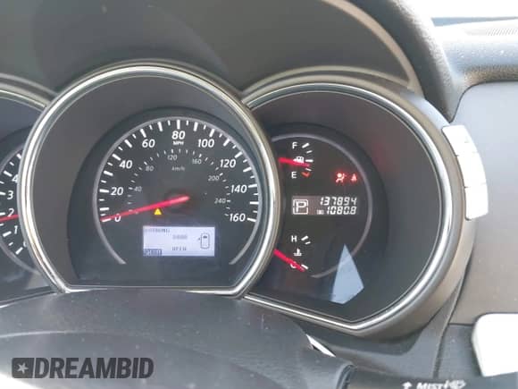 2014 Nissan Murano SV z VIN JN8AZ1MU2EW409168, wystawiony jako IAAI lot #41402957 z przebiegiem 137 894 mil mil oraz . Historia ofert i sprzedaży dostępna na DreamBid. Obrazek 15.